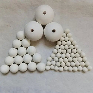 ceramic ball for amine scrubbing in gas processing